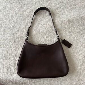 Brown Vintage Coach Bag No. D1K-8319